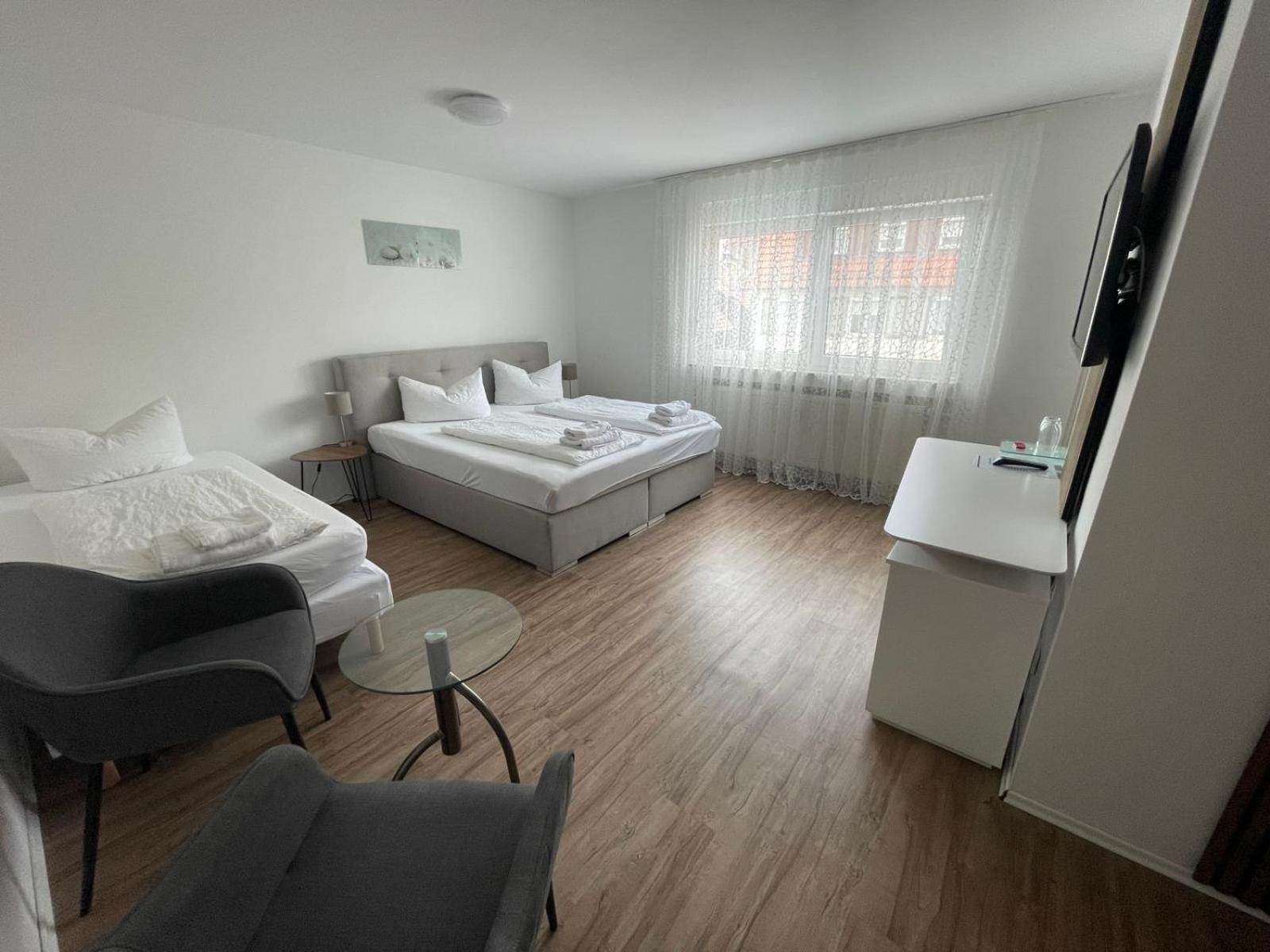 Hotel Loewen Kusterdingen Екстериор снимка